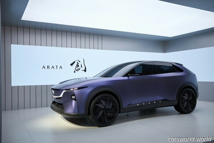 Mazda CX - 6e Rompe La Cubierta, Parece Nuestro Tipo De Tesla Model Y | Carscoops